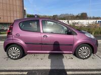 PEUGEOT 107