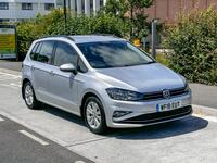 VOLKSWAGEN GOLF SV